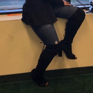 COPY - Steve Madden peep toe knee high boots!!